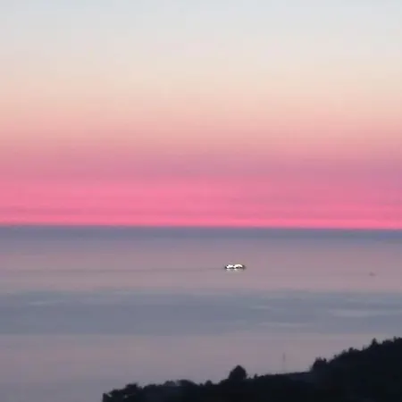 公寓 Sunset Bella Vista *