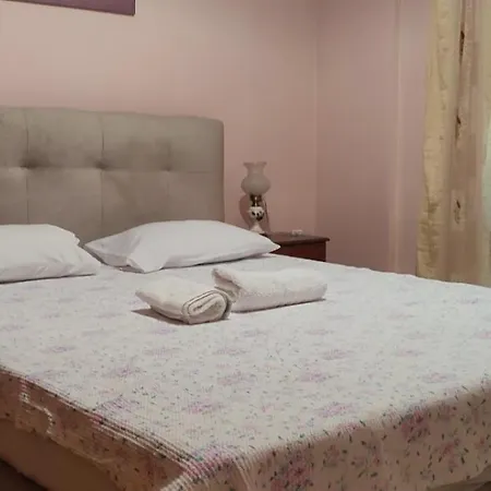 Sunset Bella Vista 公寓 *