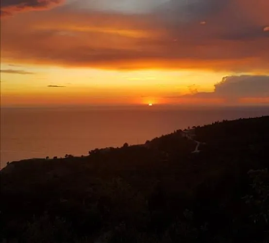 דירה Sunset Bella Vista